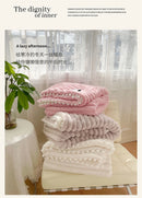 Tuscan Faux Rabbit Fur Warm Weighted Blankets for Bed Luxury Faux Lamb's Wool Double Blanket Soft Fluffy Warmth Double Blanket