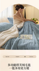 Thickened Warm Coral Fleece Blanket Soft Cozy Striped Pattern Throw Blankets for Sofa Bed Autumn Winter Plush Duvets Blankets