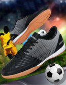 Indoor Soccer Cleats Men Professional Futsal Shoes Anti Skid Mens Football Boots Original Hard Court Chuteira Society Futebol