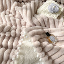 Tuscan Faux Rabbit Fur Warm Weighted Blankets for Bed Luxury Faux Lamb's Wool Double Blanket Soft Fluffy Warmth Double Blanket