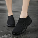 Women's Shoes Lightweight Breathable Mesh Slip-On Sneakers Black White Sport Running for Casual Party Fashion Ladies Shoes