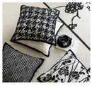 Black and White Retro Light Luxury Cushion Cover Chenille Jacquard Pillow Covers Decorative 2025 New Home Throw Pillow Case