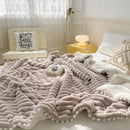 Tuscan Faux Rabbit Fur Warm Weighted Blankets for Bed Luxury Faux Lamb's Wool Double Blanket Soft Fluffy Warmth Double Blanket